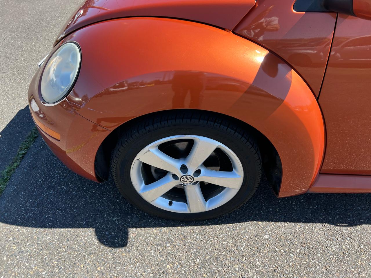 Volkswagen New Beetle Coupe 2dr 2.5L Auto 2010