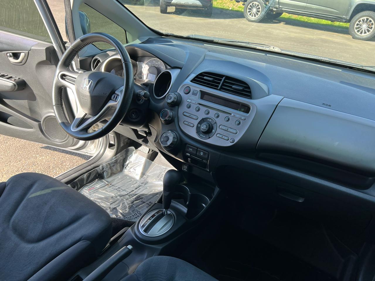 Honda Fit 5dr HB Auto Sport 2011