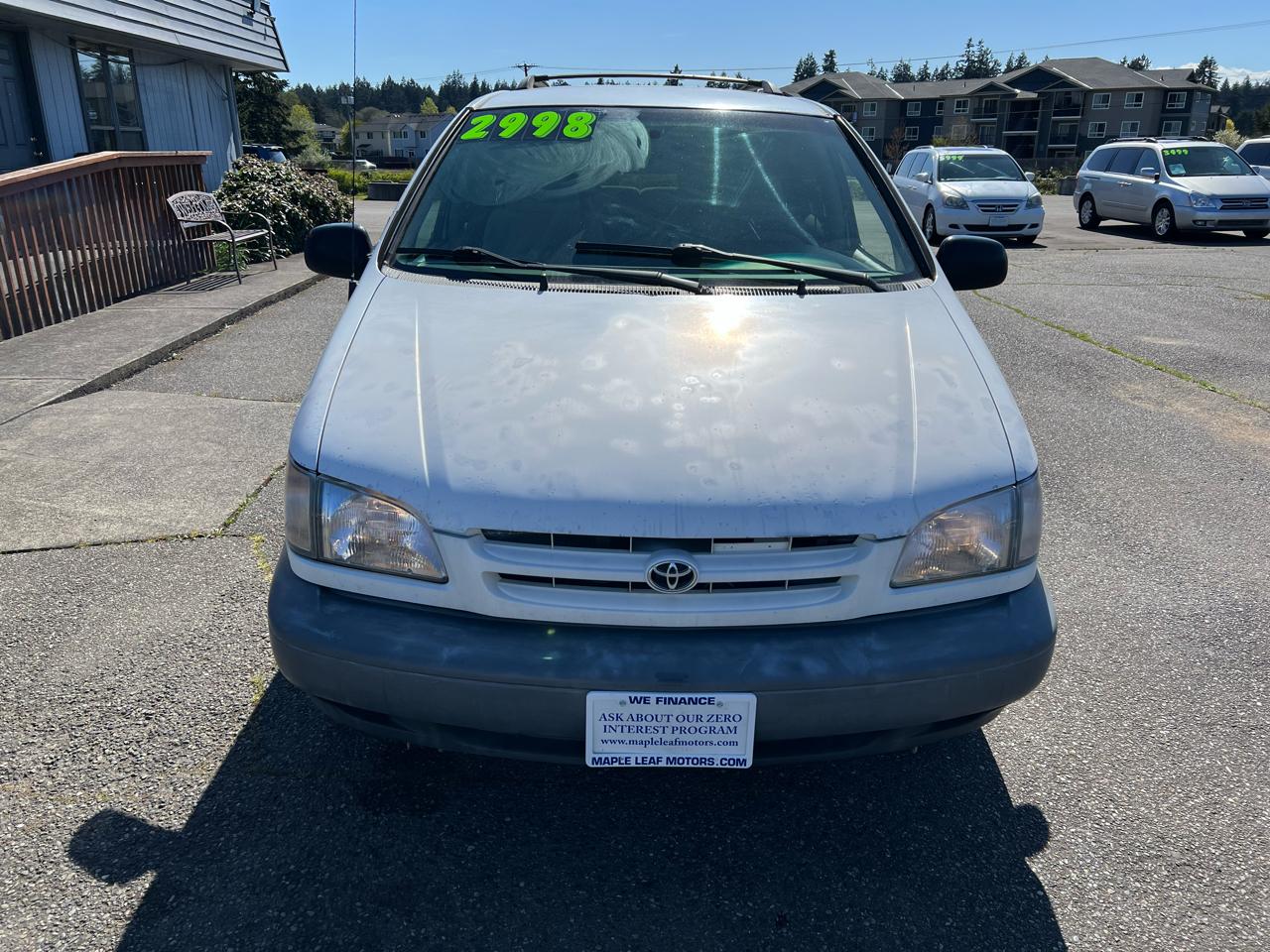 Toyota Sienna 5dr LE 2000