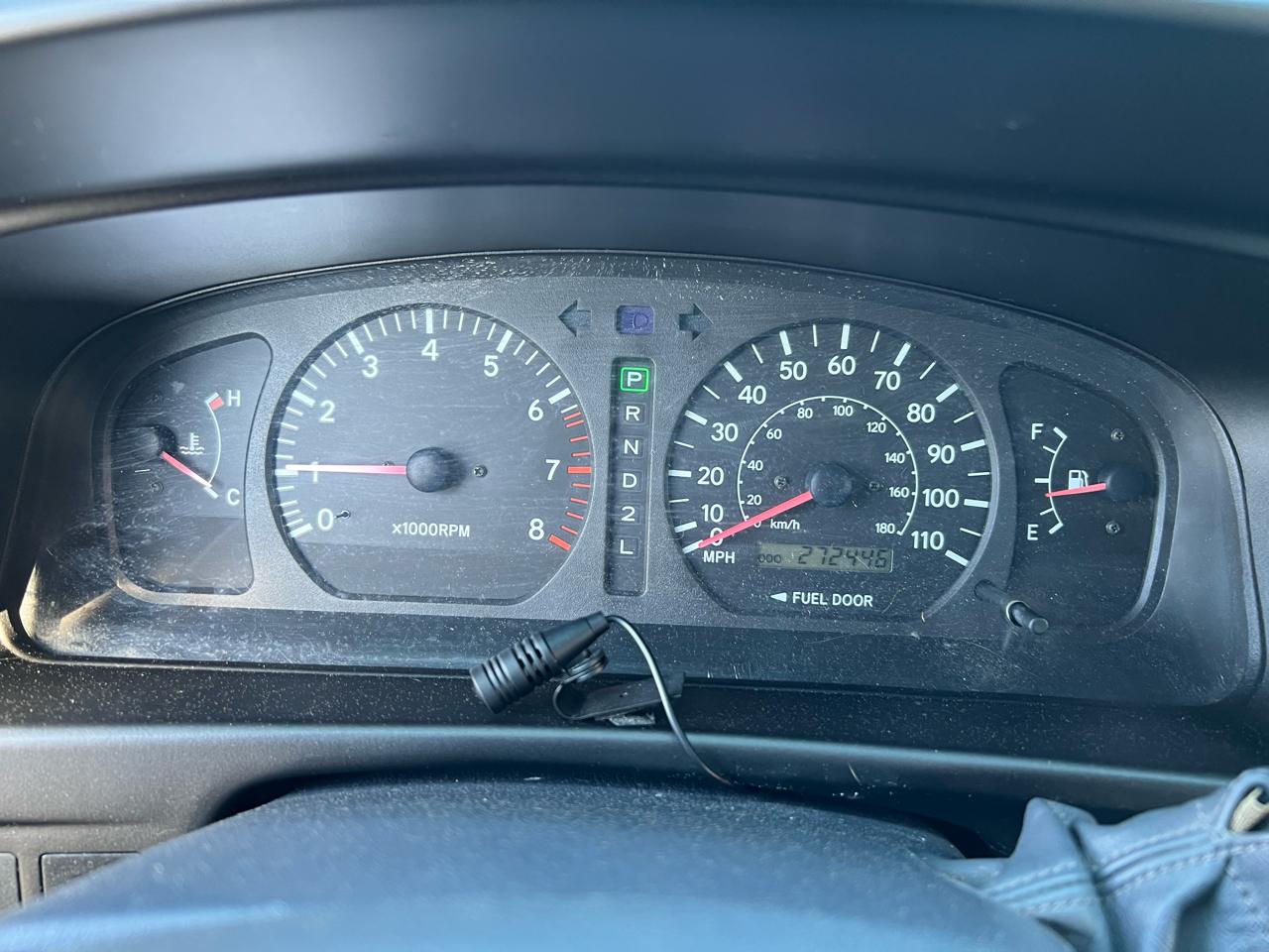 Toyota Sienna 5dr LE 2000