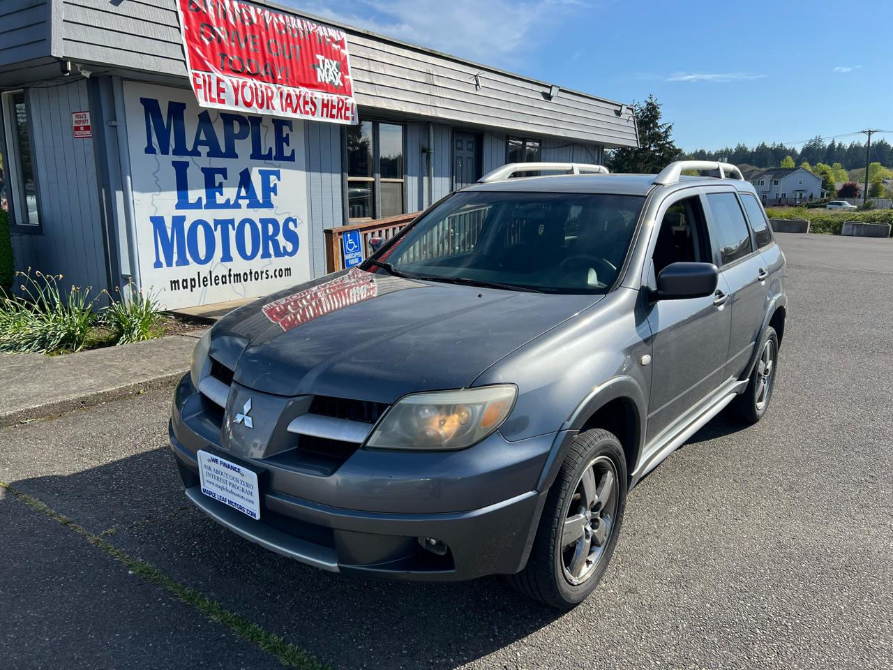 Mitsubishi Outlander SE 4D SUV FWD 2006