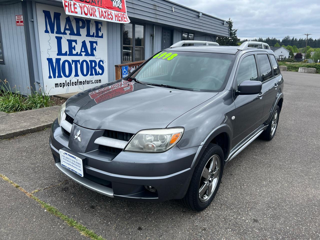 Mitsubishi Outlander SE 4D SUV FWD 2006
