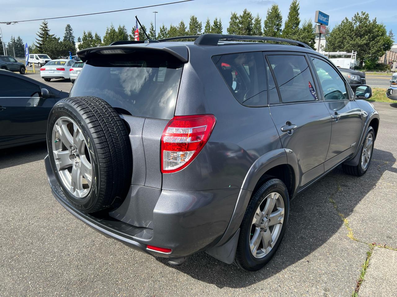 Toyota RAV4 FWD 4dr 4-cyl 4-Spd AT Sport (Natl) 2009