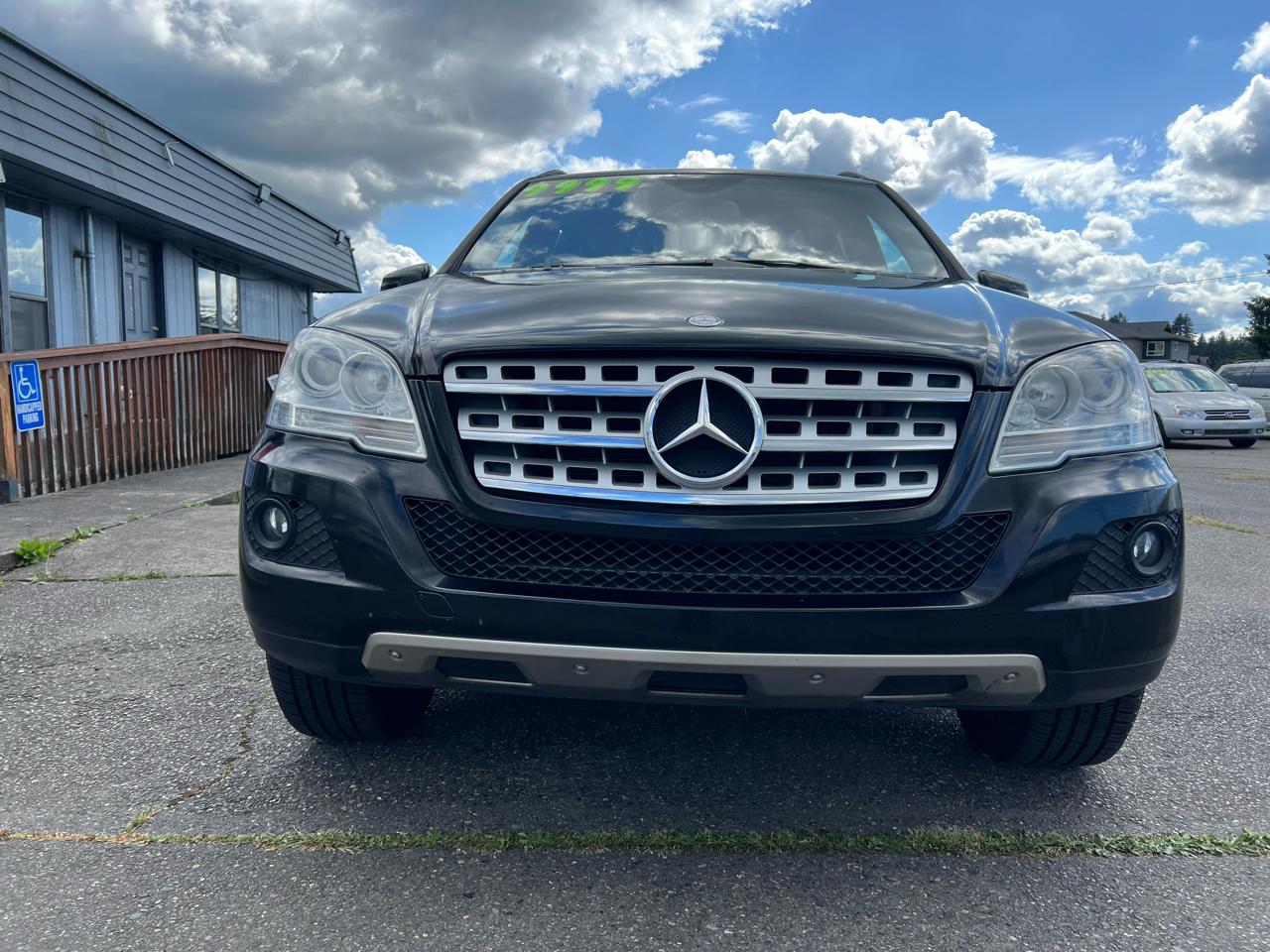 Mercedes-Benz M-Class 4MATIC 4dr ML 350 2011