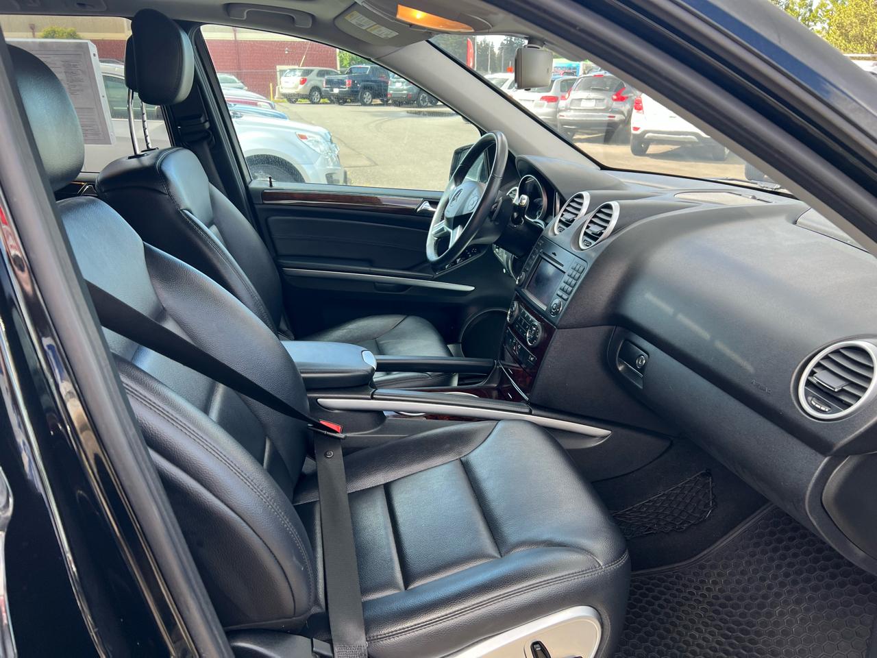Mercedes-Benz M-Class 4MATIC 4dr ML 350 2011