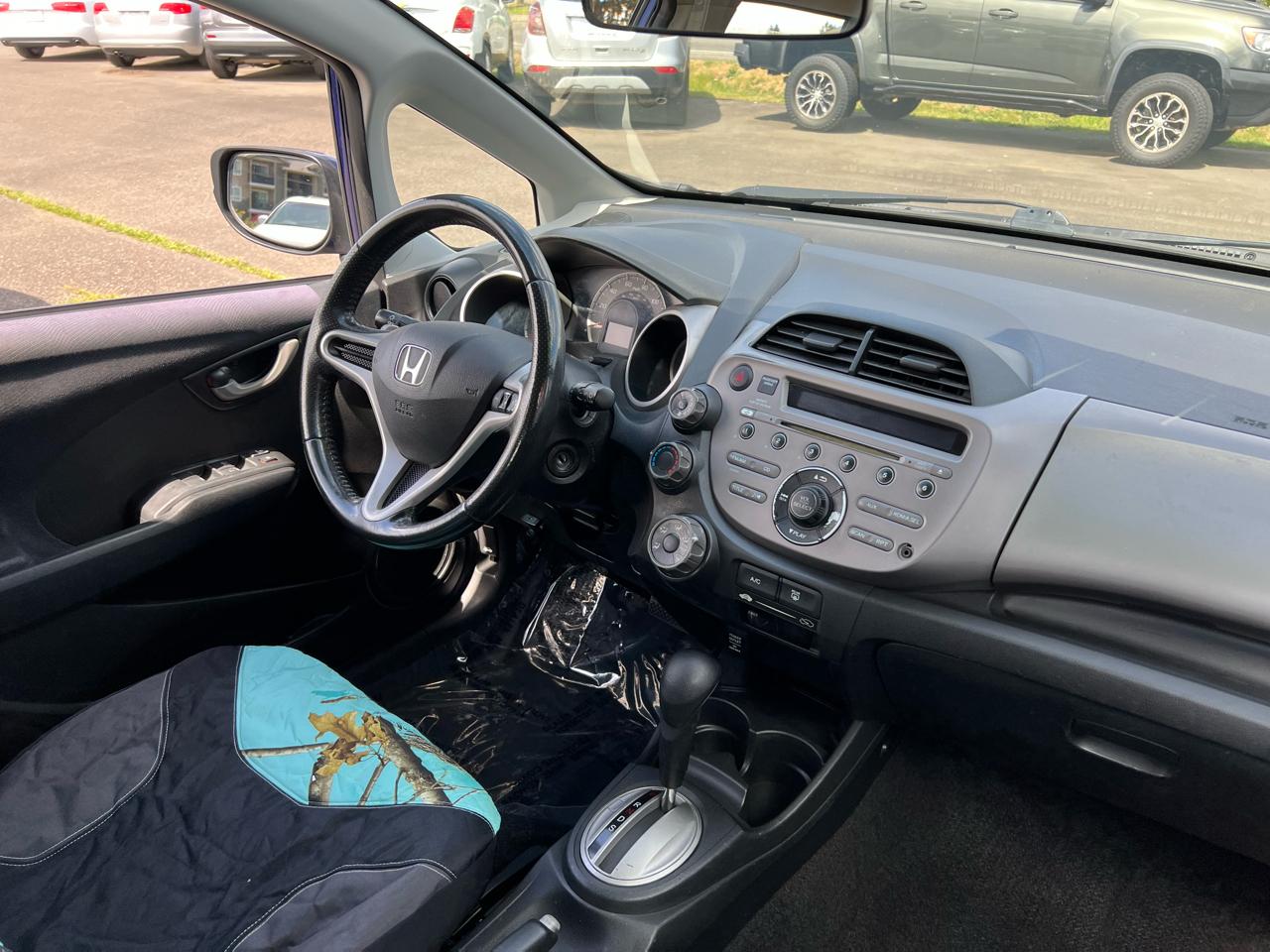 Honda Fit 5dr HB Auto Sport 2011