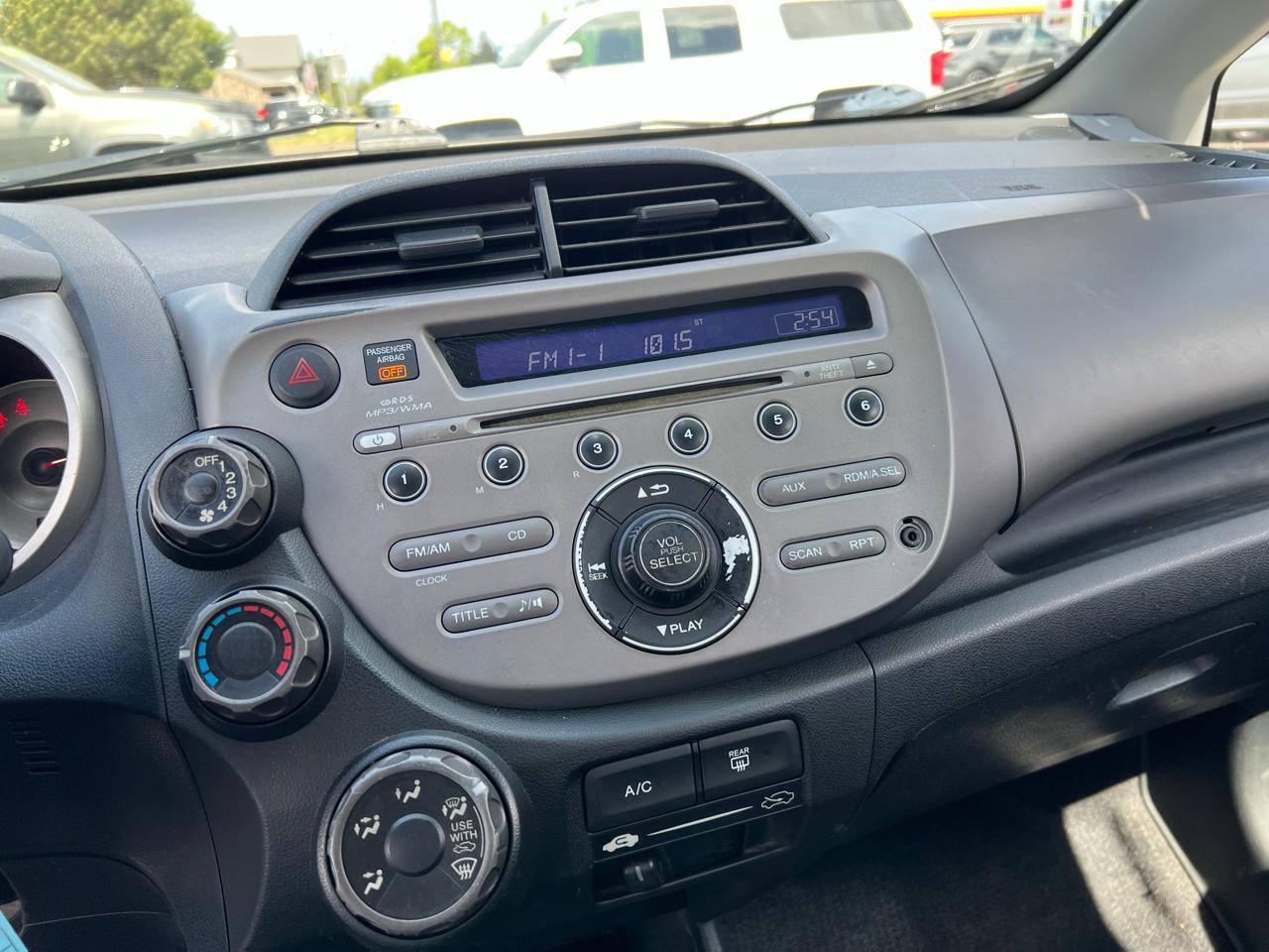 Honda Fit 5dr HB Auto Sport 2011
