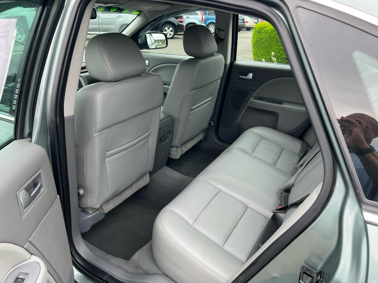 Ford Five Hundred 4dr Sdn SEL AWD 2006