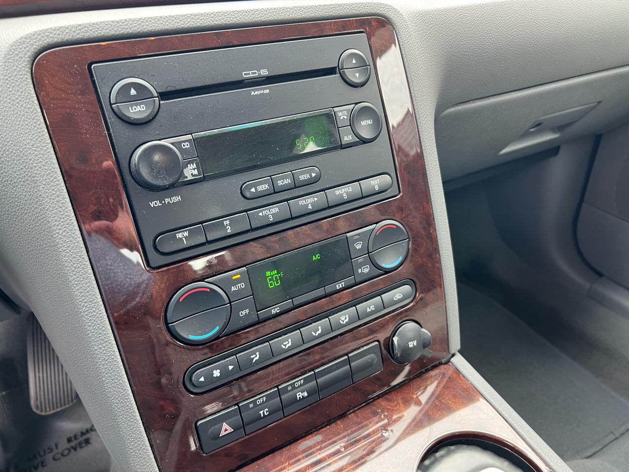 Ford Five Hundred 4dr Sdn SEL AWD 2006