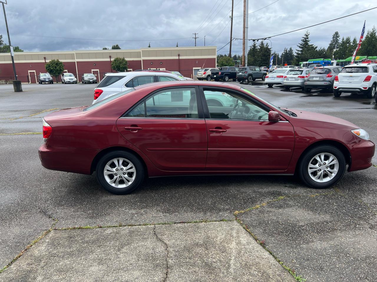 Toyota Camry 4dr Sdn LE V6 Auto (Natl) 2005