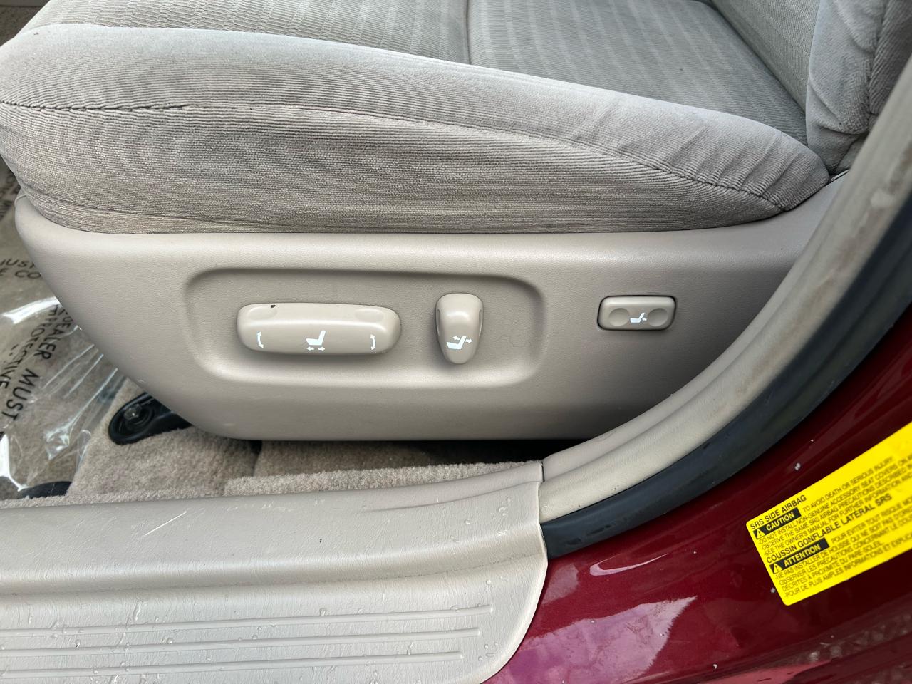 Toyota Camry 4dr Sdn LE V6 Auto (Natl) 2005