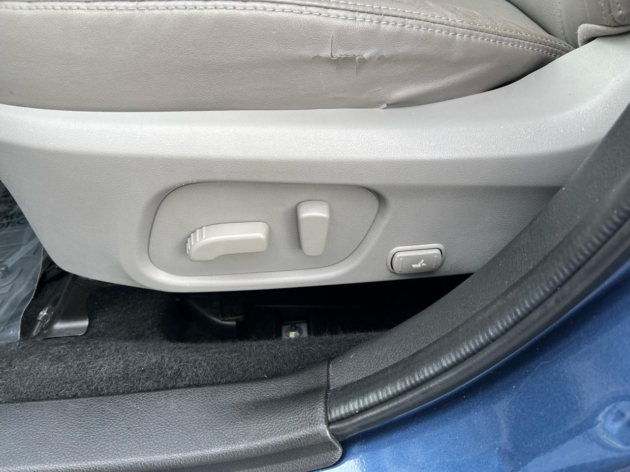 Subaru Forester 4dr Auto 2.5i Touring PZEV 2014