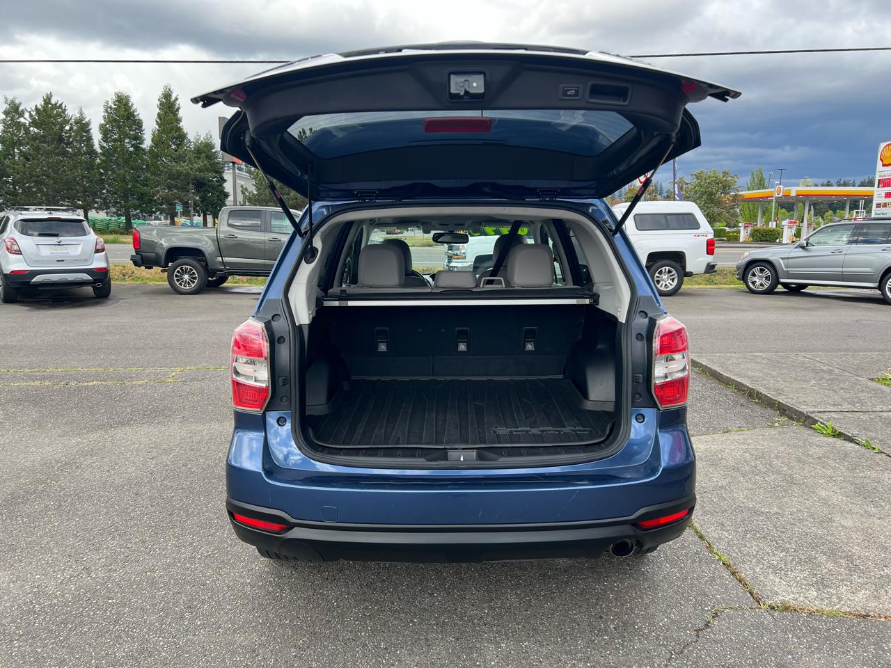 Subaru Forester 4dr Auto 2.5i Touring PZEV 2014