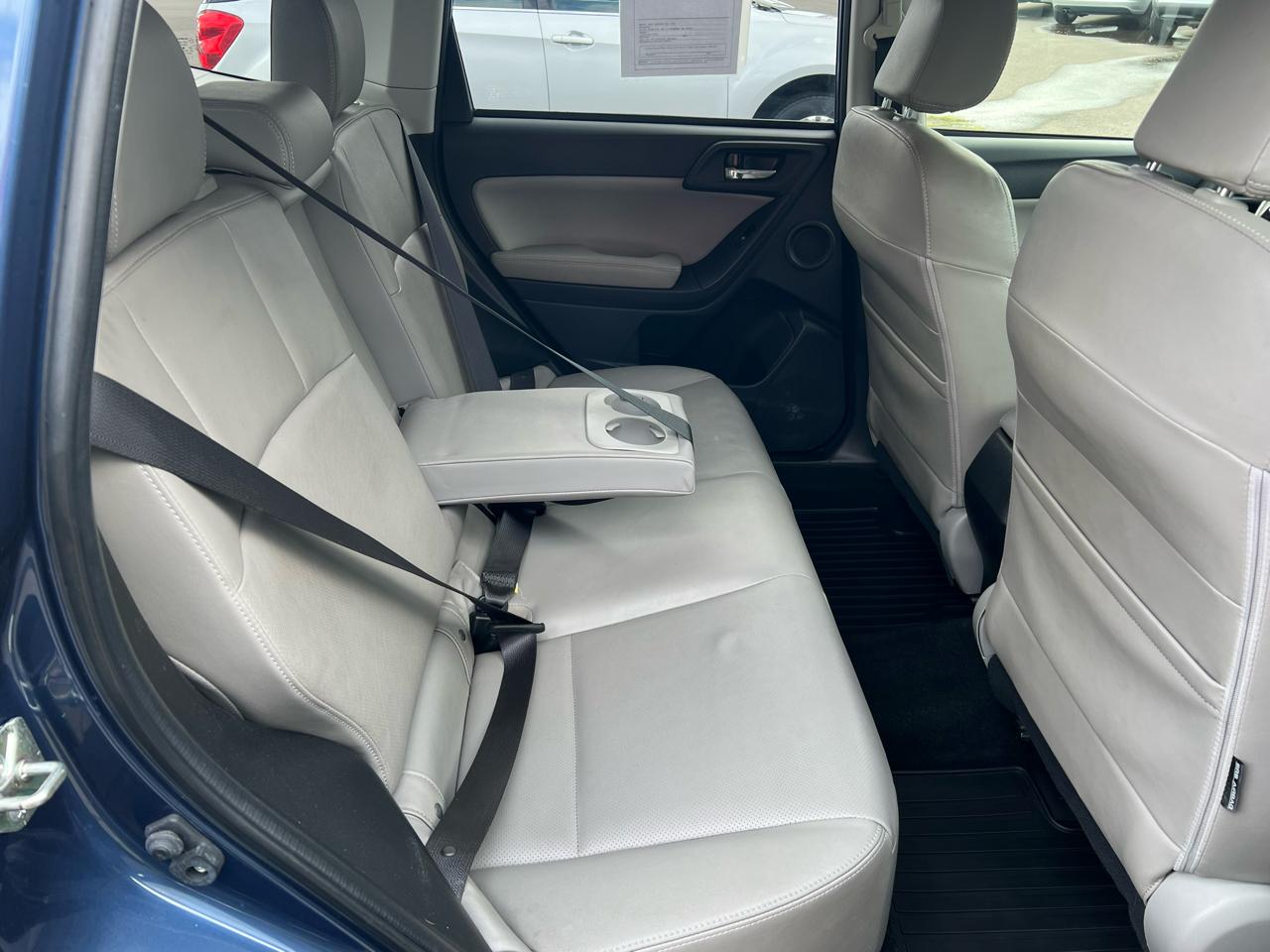 Subaru Forester 4dr Auto 2.5i Touring PZEV 2014