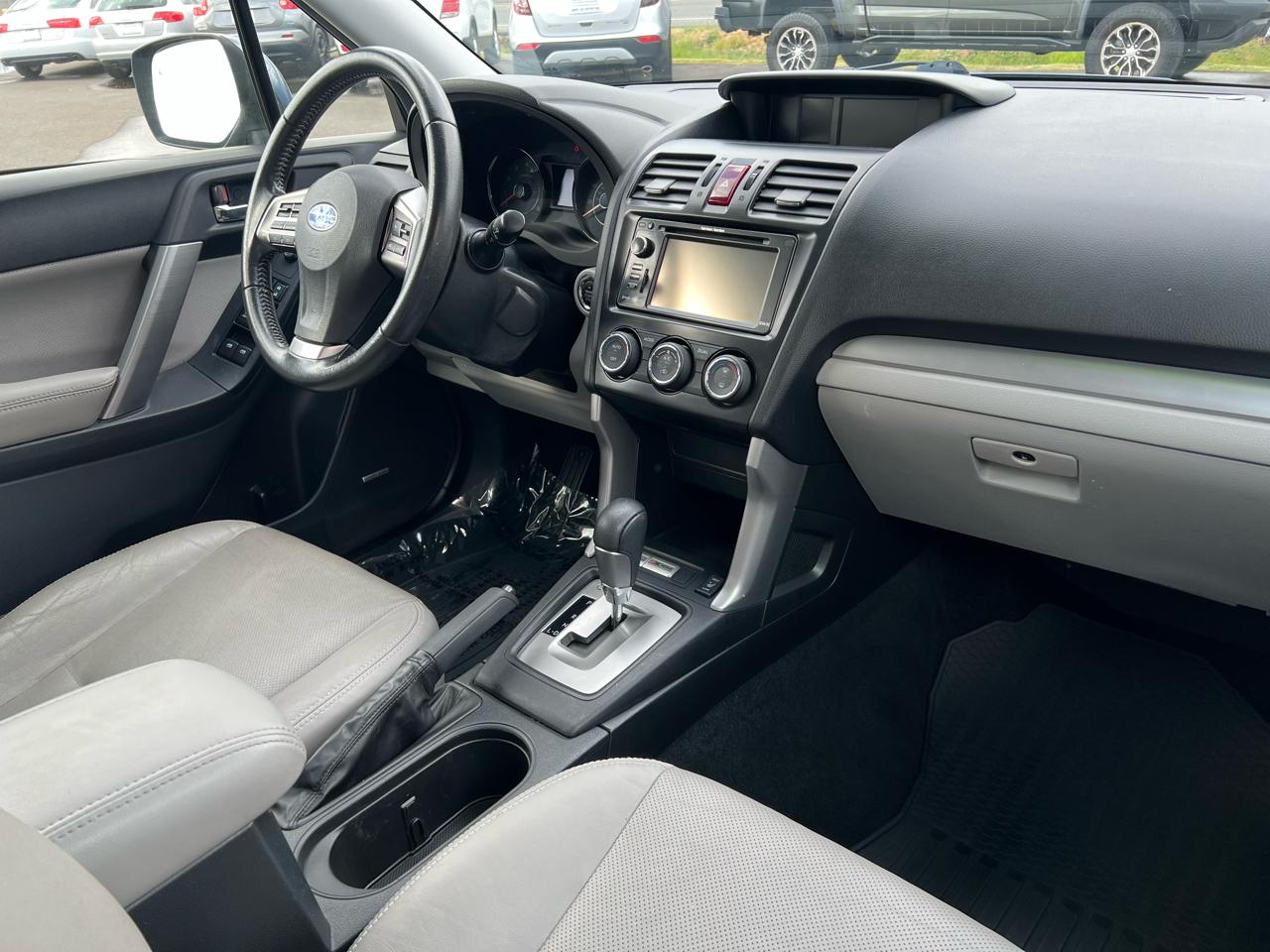 Subaru Forester 4dr Auto 2.5i Touring PZEV 2014