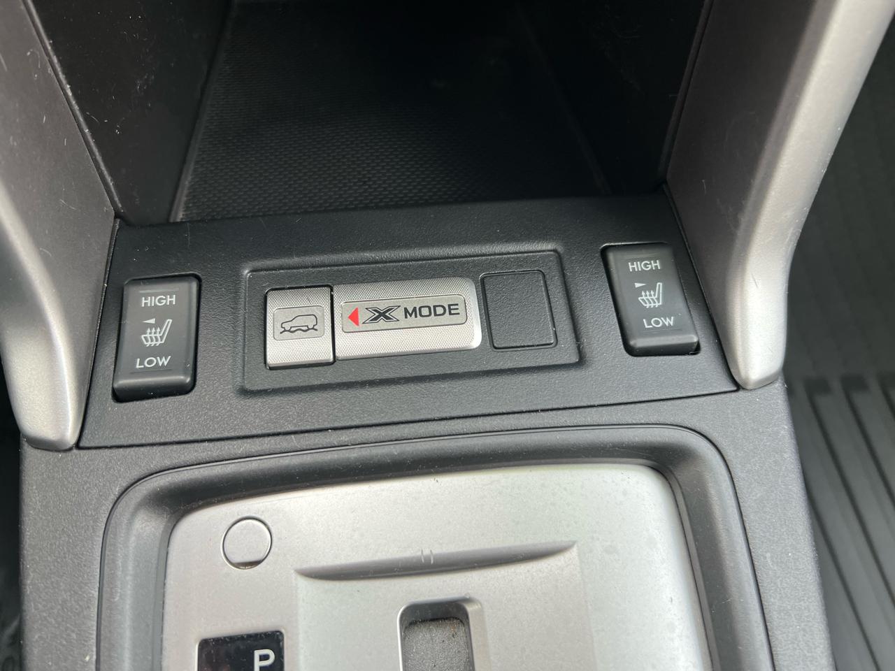 Subaru Forester 4dr Auto 2.5i Touring PZEV 2014