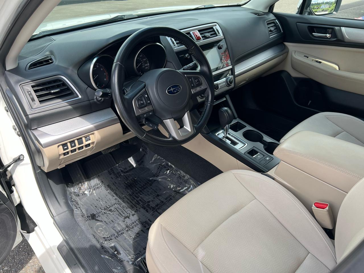 Subaru Legacy 4dr Sdn 2.5i Premium PZEV 2016