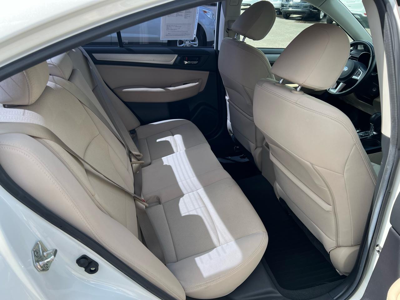 Subaru Legacy 4dr Sdn 2.5i Premium PZEV 2016