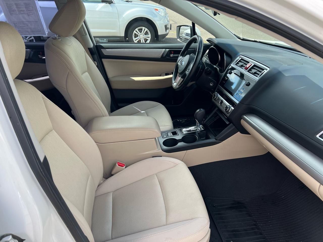 Subaru Legacy 4dr Sdn 2.5i Premium PZEV 2016