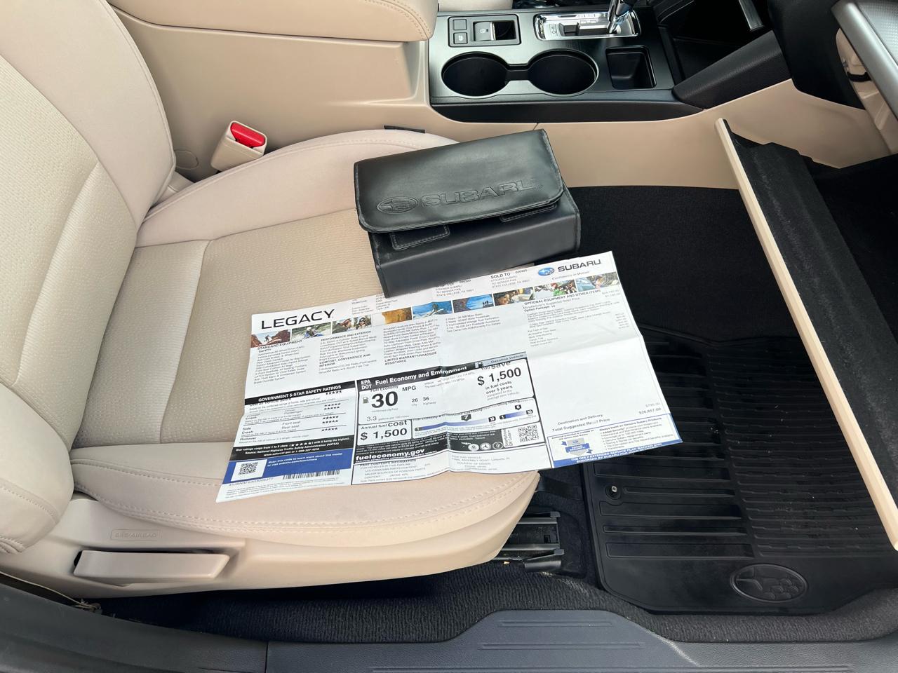Subaru Legacy 4dr Sdn 2.5i Premium PZEV 2016