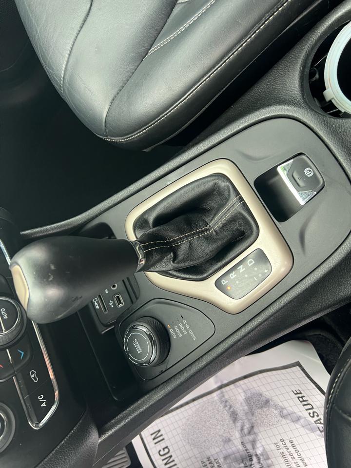 Jeep Cherokee 4WD 4dr Limited 2014
