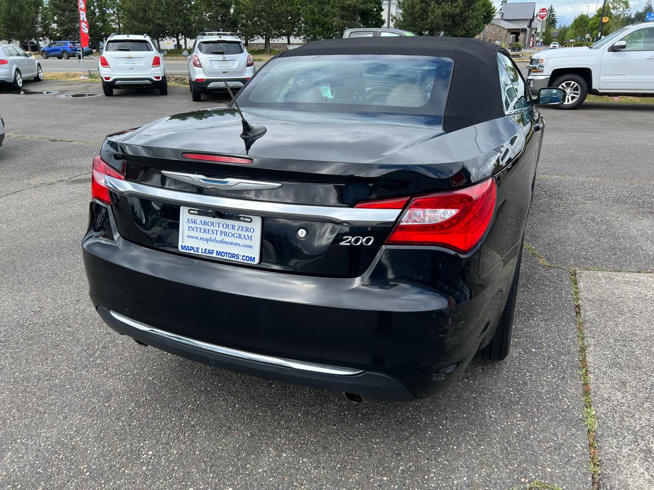 Chrysler 200 Touring Convertible 2012