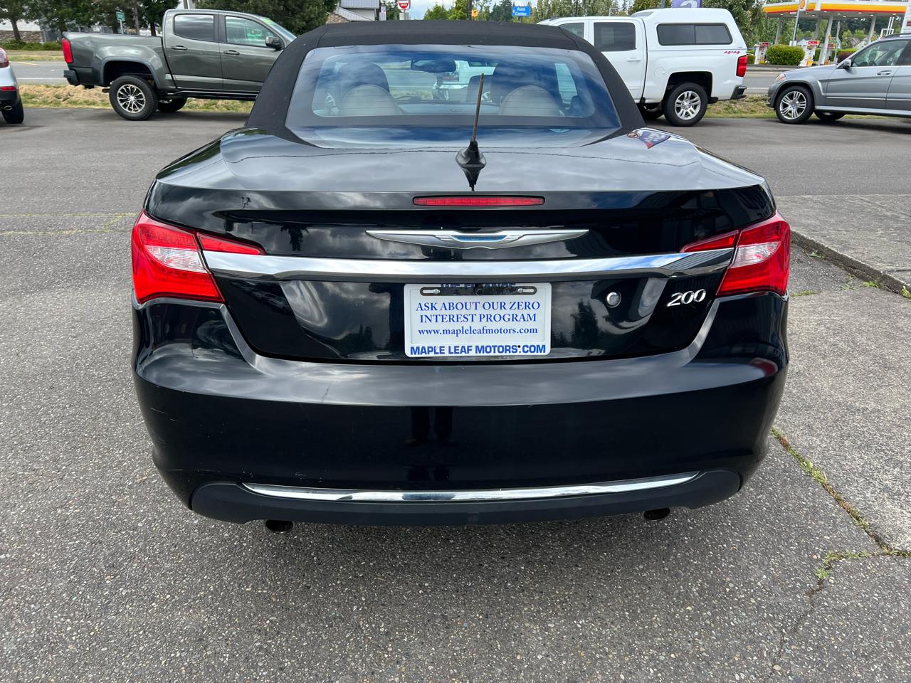 Chrysler 200 Touring Convertible 2012