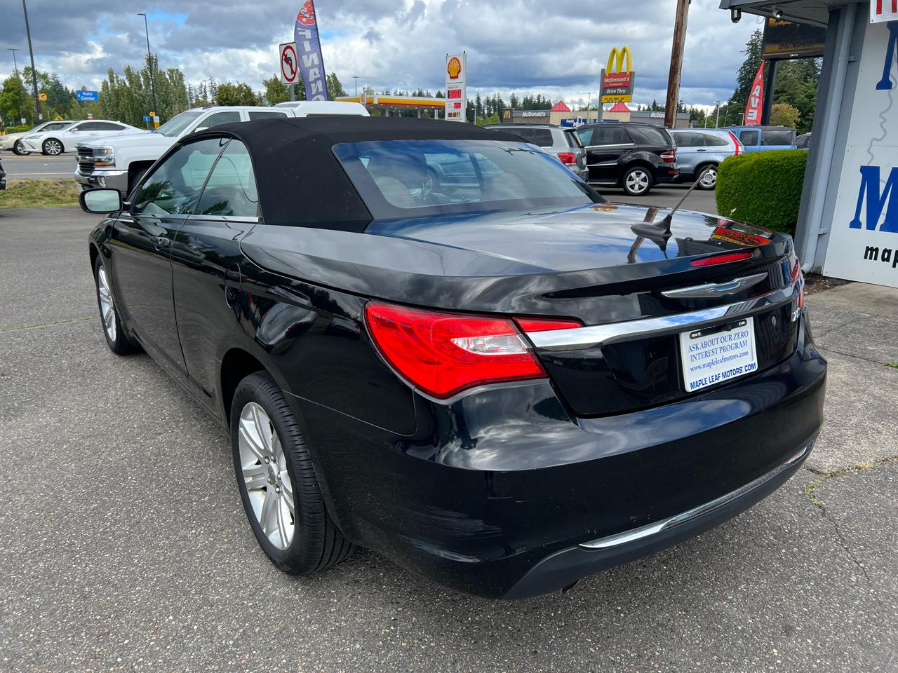 Chrysler 200 Touring Convertible 2012