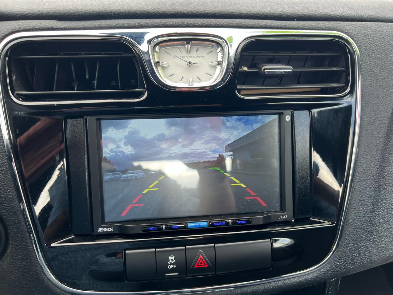 Chrysler 200 Touring Convertible 2012