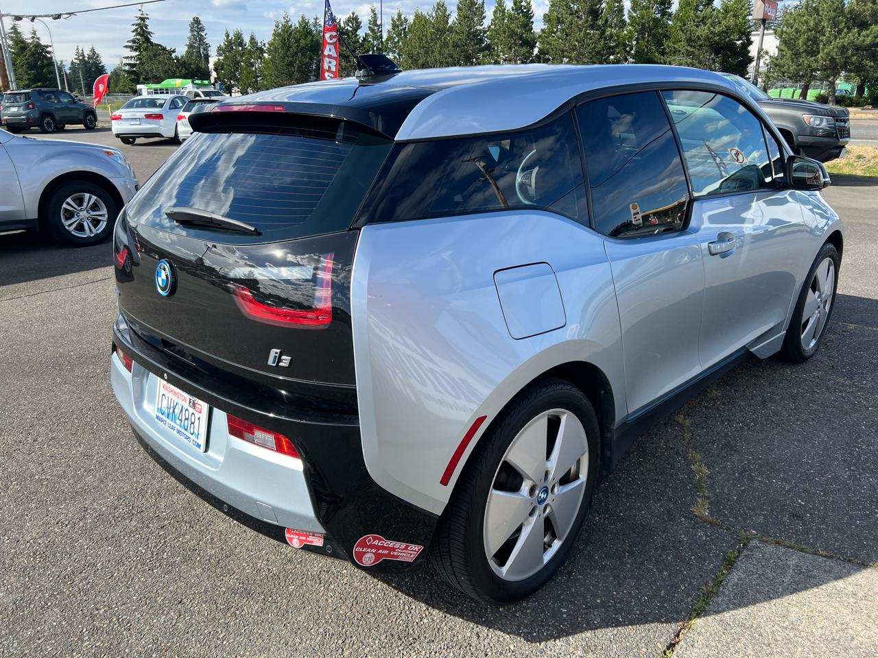 BMW i3 4dr HB w/Range Extender 2016