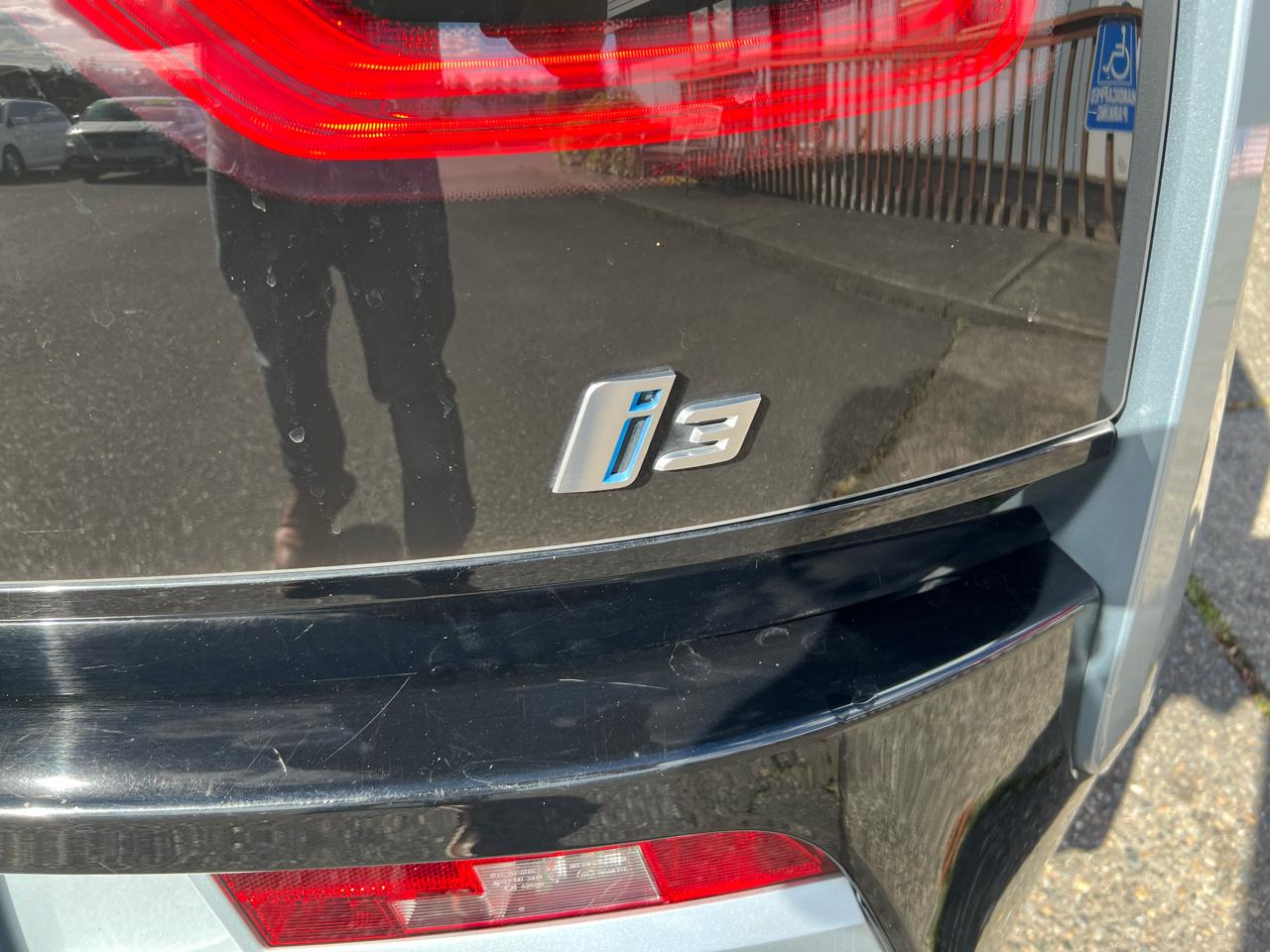 BMW i3 4dr HB w/Range Extender 2016