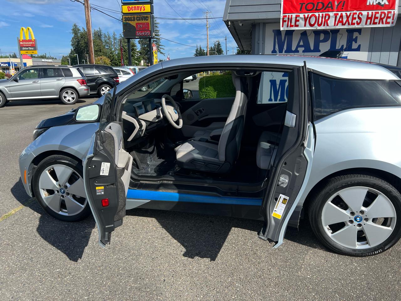 BMW i3 4dr HB w/Range Extender 2016