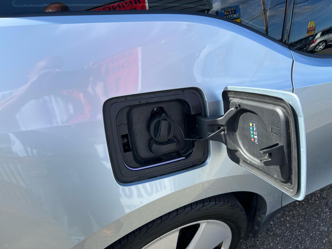 BMW i3 4dr HB w/Range Extender 2016