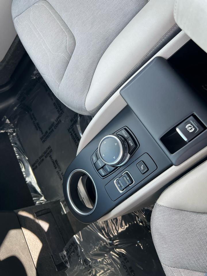 BMW i3 4dr HB w/Range Extender 2016