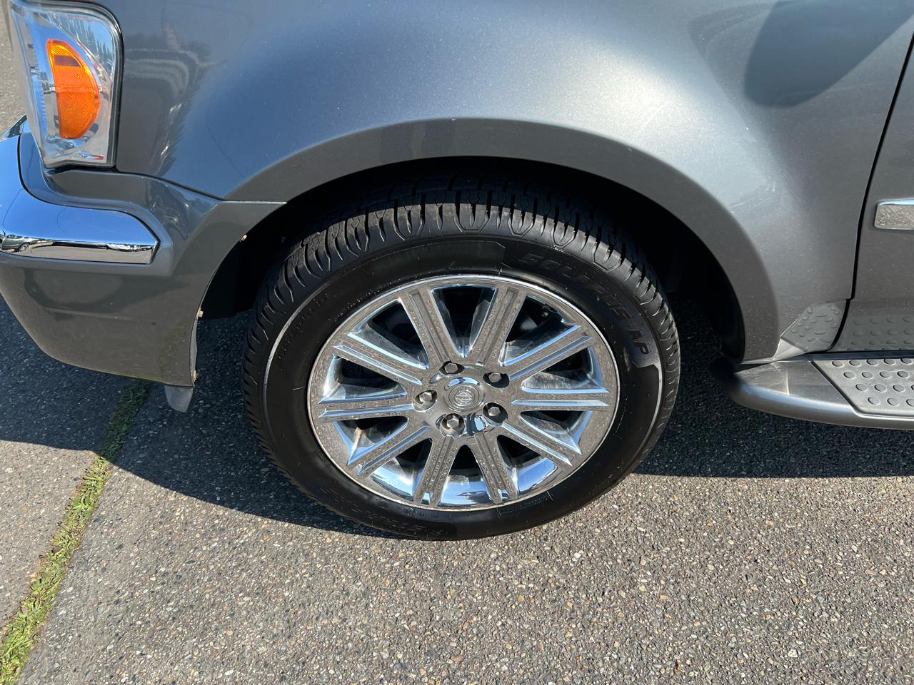 Chrysler Aspen AWD 4dr Limited 2008