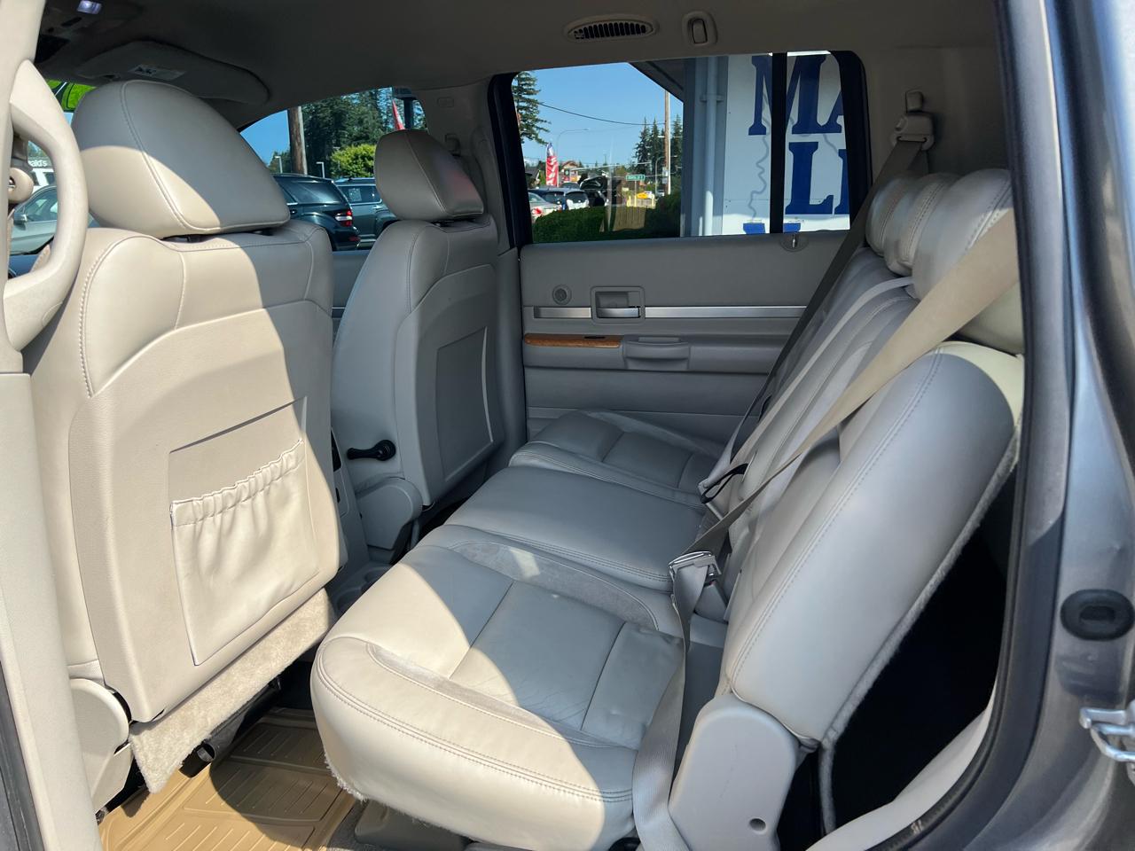 Chrysler Aspen AWD 4dr Limited 2008