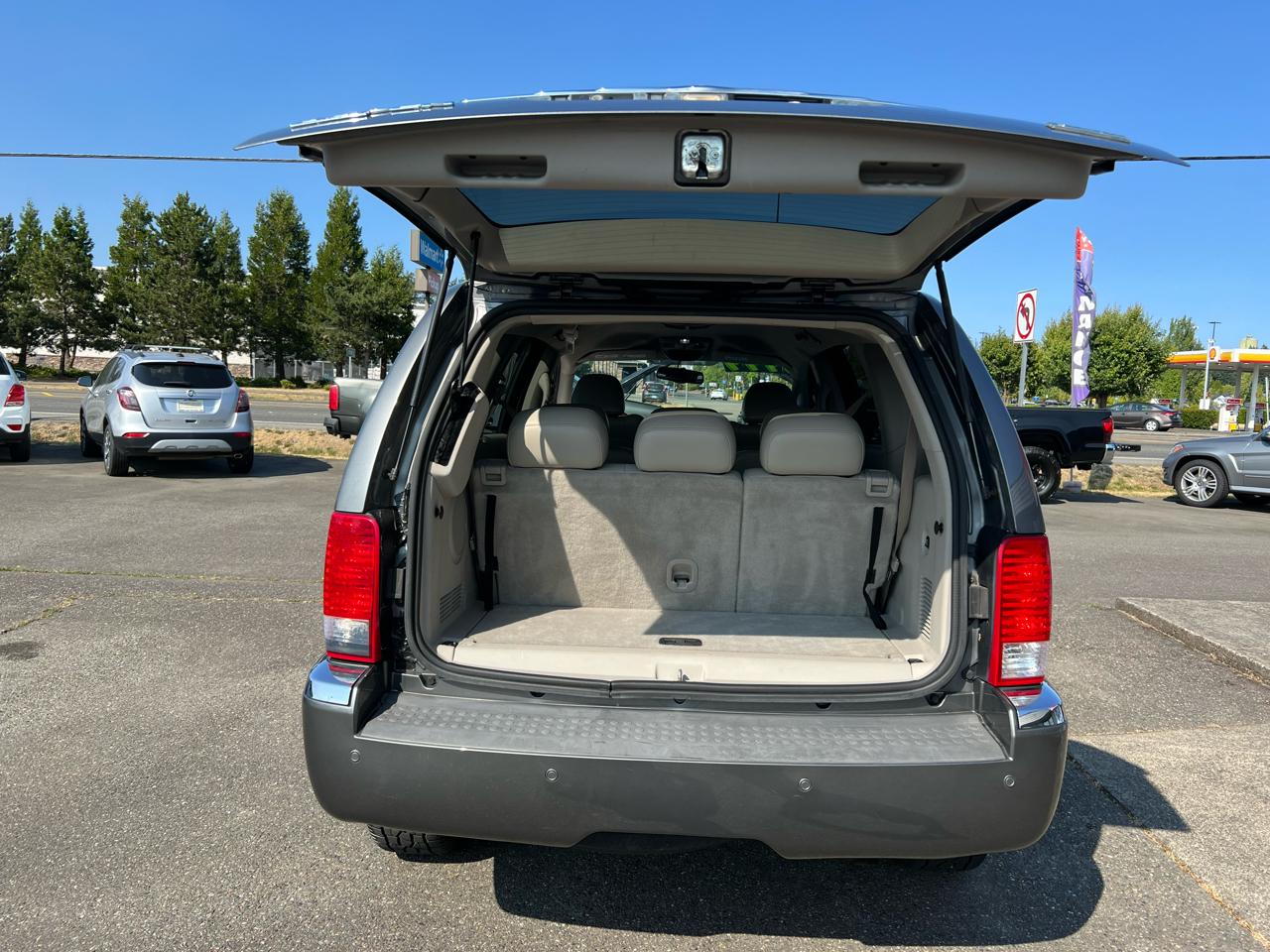 Chrysler Aspen AWD 4dr Limited 2008