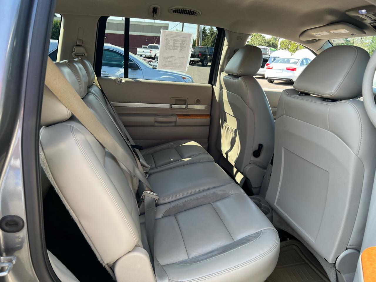 Chrysler Aspen AWD 4dr Limited 2008