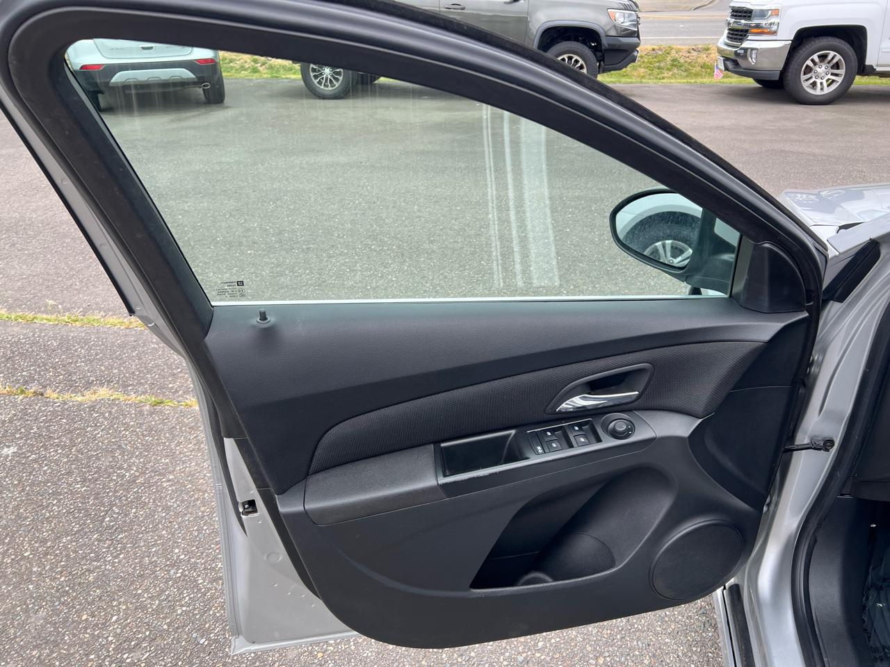 Chevrolet Cruze 4dr Sdn LTZ 2013