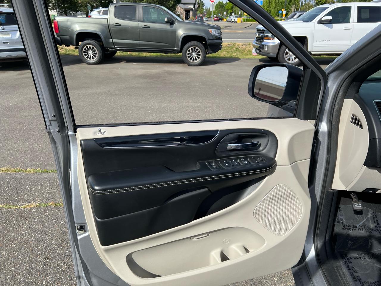 Dodge Grand Caravan SXT Wagon 2018
