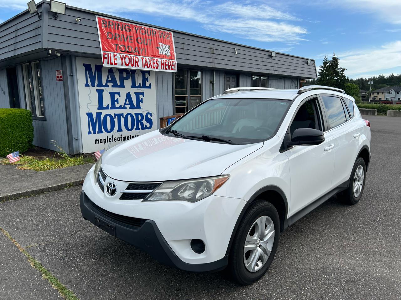 Toyota RAV4 AWD 4dr LE (Natl) 2015