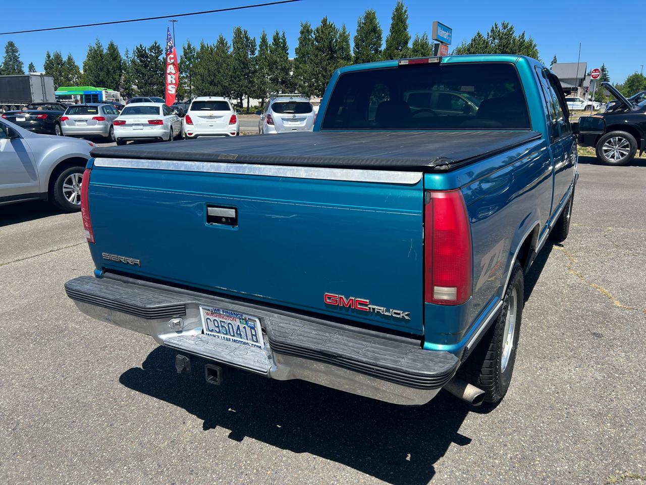 GMC Sierra 1500 Ext Cab 141.5" WB 4WD 1997