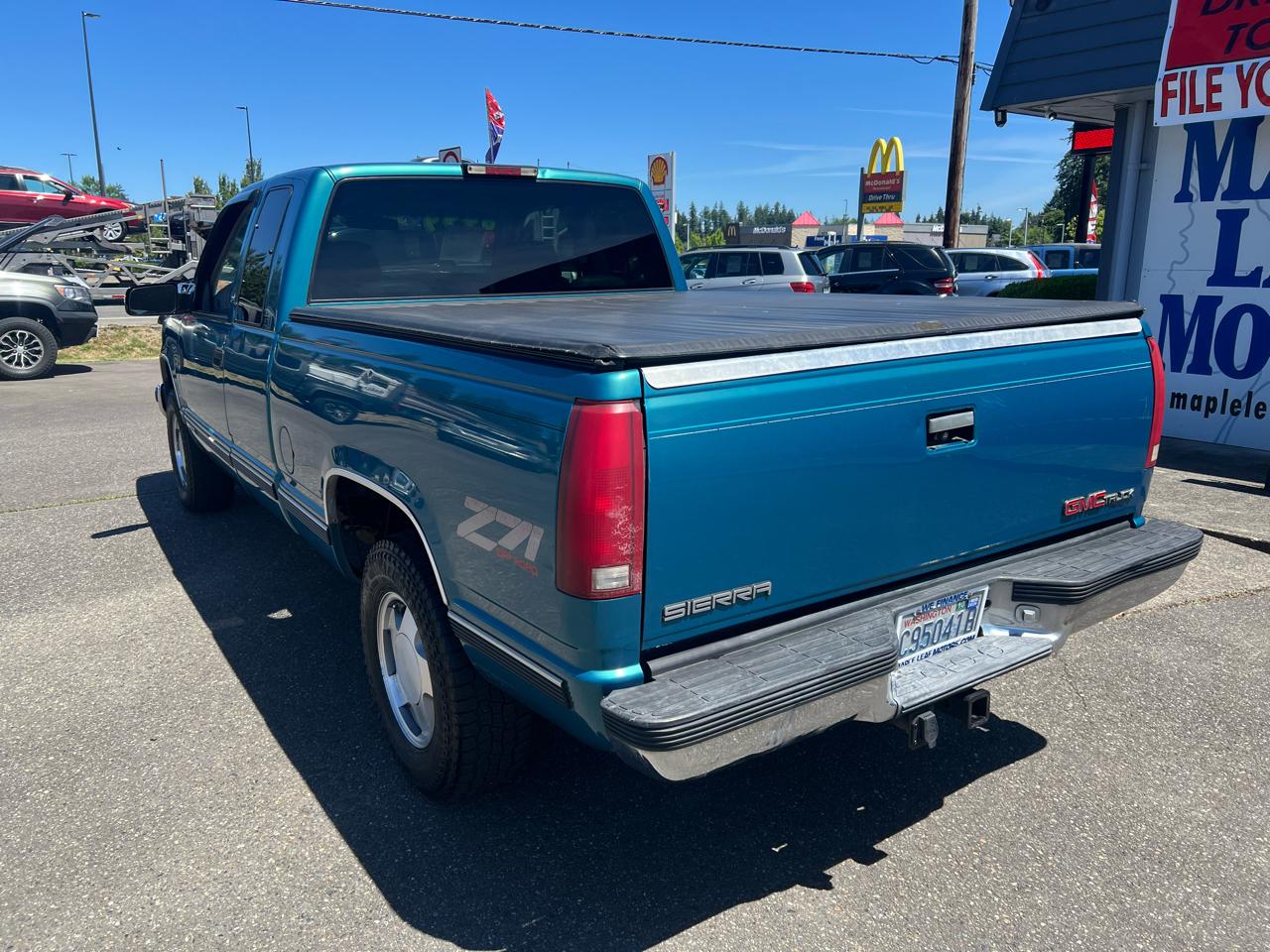 GMC Sierra 1500 Ext Cab 141.5" WB 4WD 1997