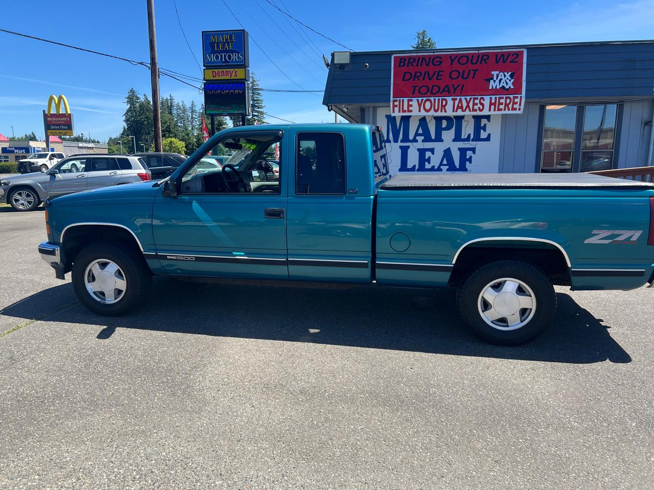 GMC Sierra 1500 Ext Cab 141.5" WB 4WD 1997
