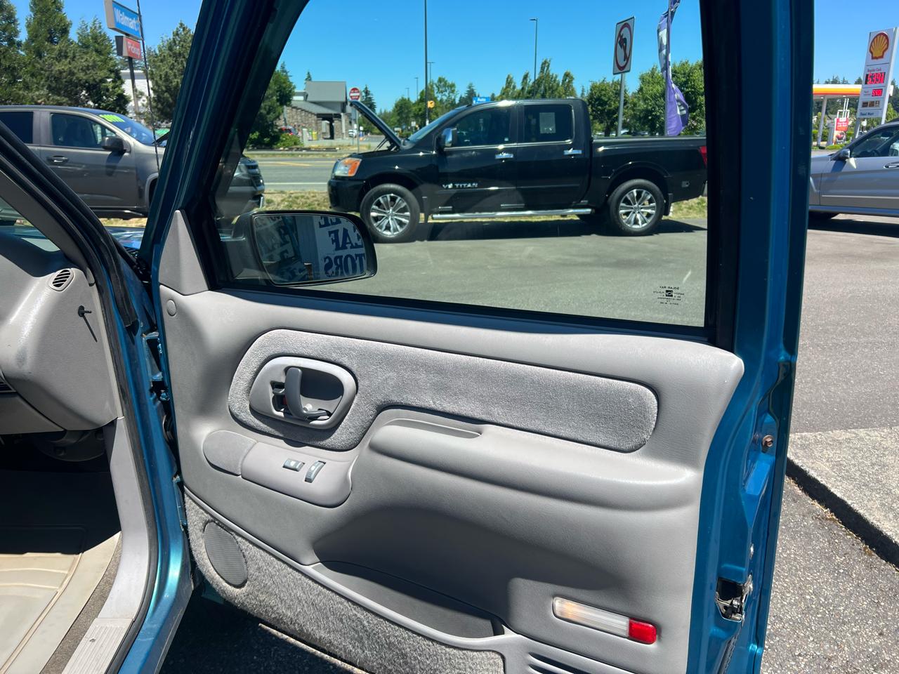 GMC Sierra 1500 Ext Cab 141.5" WB 4WD 1997