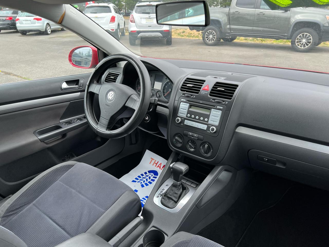Volkswagen Jetta Sedan 4dr 2.5L Auto 2007