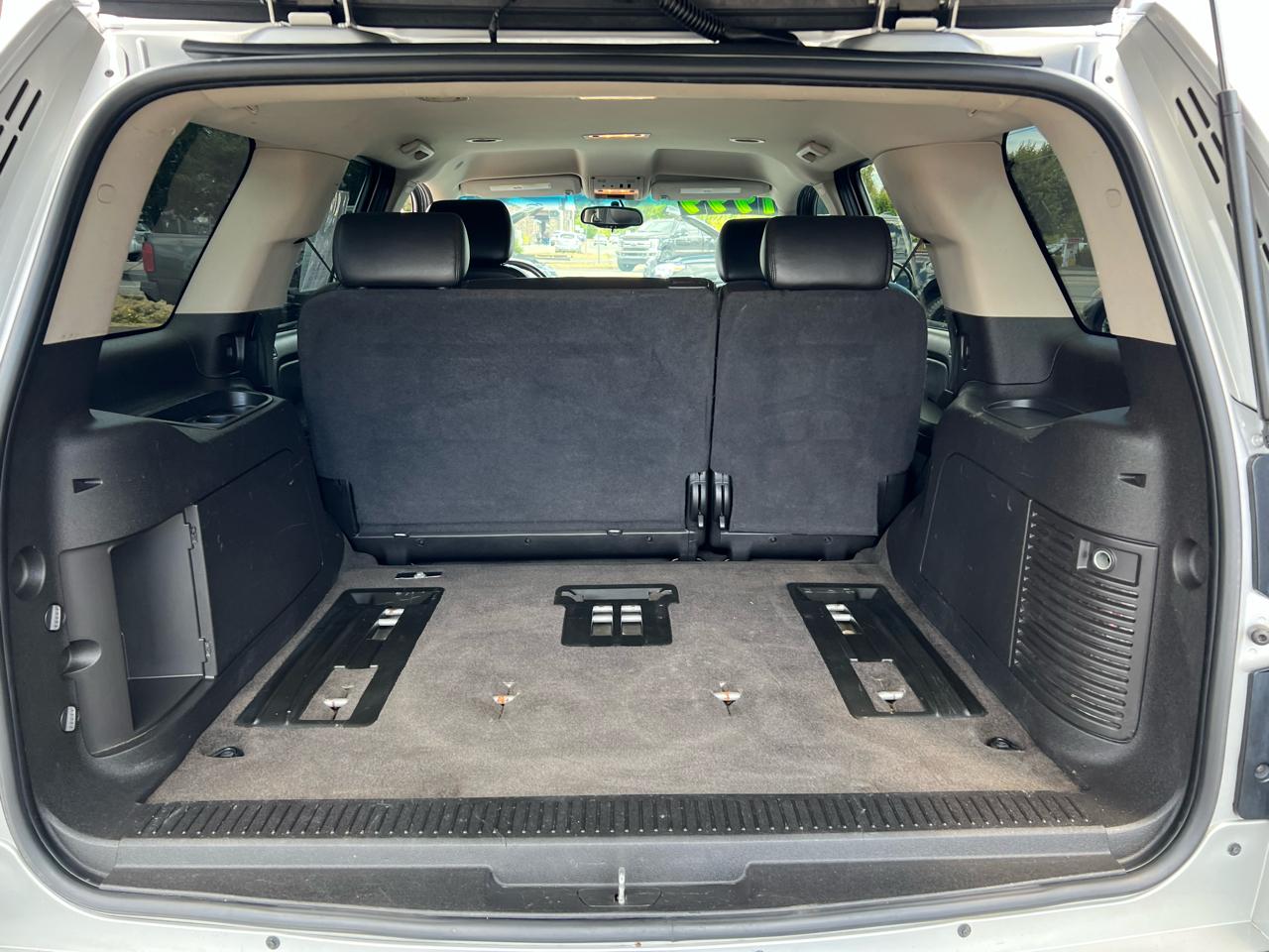 Chevrolet Tahoe 4WD 4dr 1500 LT 2010