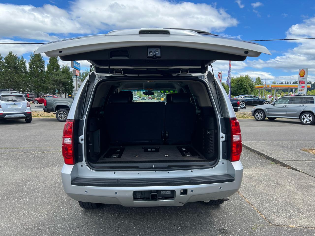 Chevrolet Tahoe 4WD 4dr 1500 LT 2010