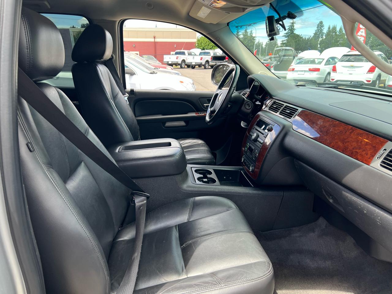 Chevrolet Tahoe 4WD 4dr 1500 LT 2010