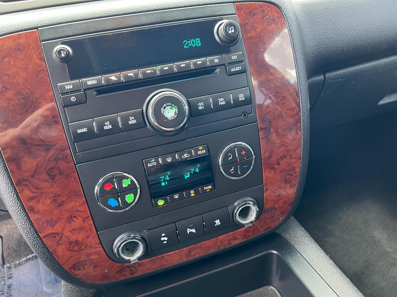 Chevrolet Tahoe 4WD 4dr 1500 LT 2010